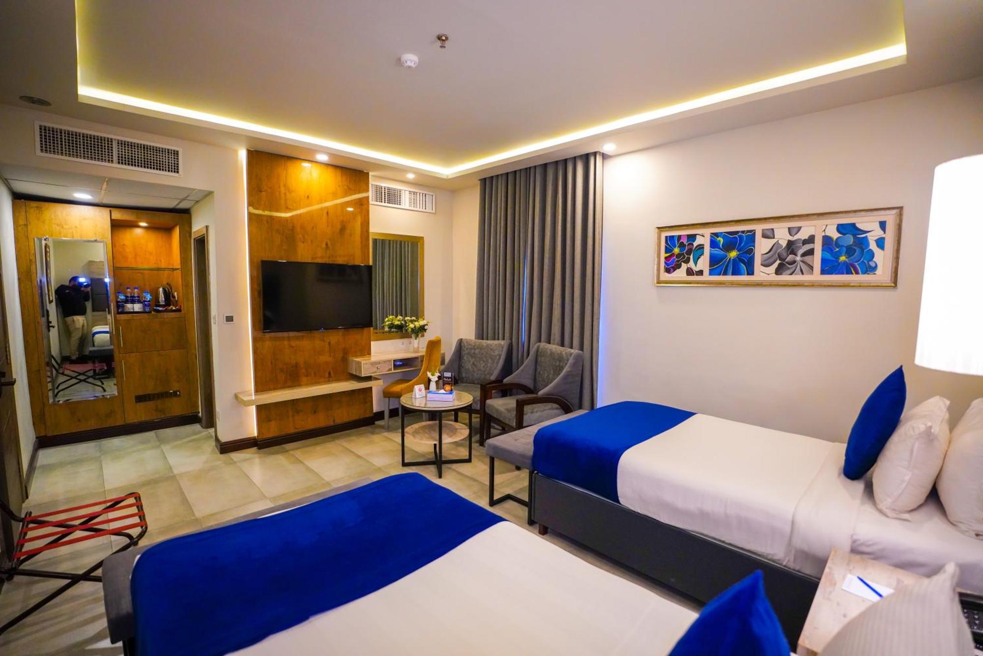 Ifq Hotel & Resort Islamabad Exterior photo